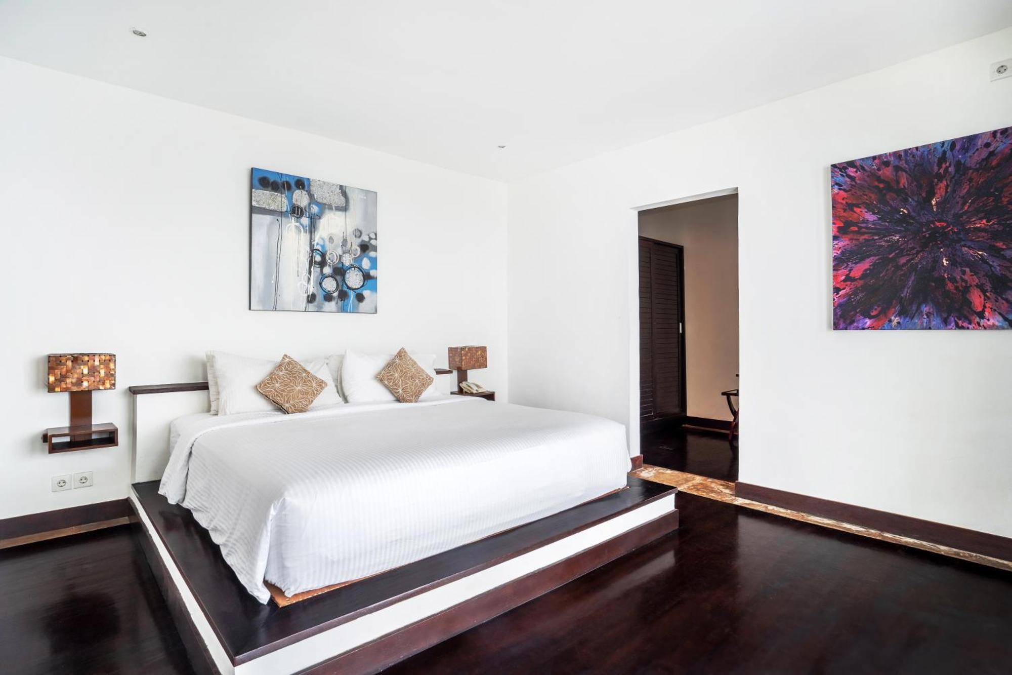 Danoya Private Luxury Residences سمينياك المظهر الخارجي الصورة