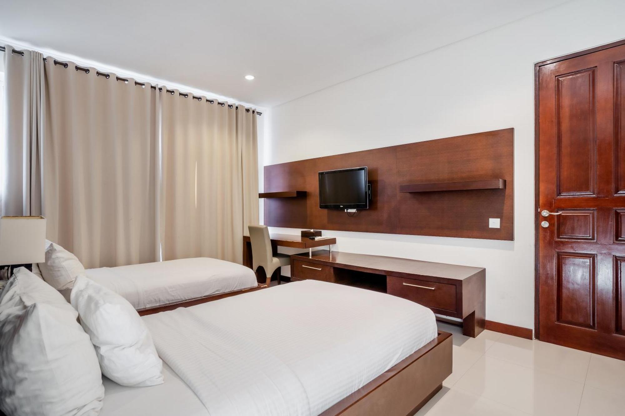 Danoya Private Luxury Residences سمينياك المظهر الخارجي الصورة
